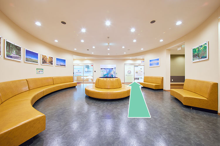 二階の医療モールスペースの右奥に当院があります